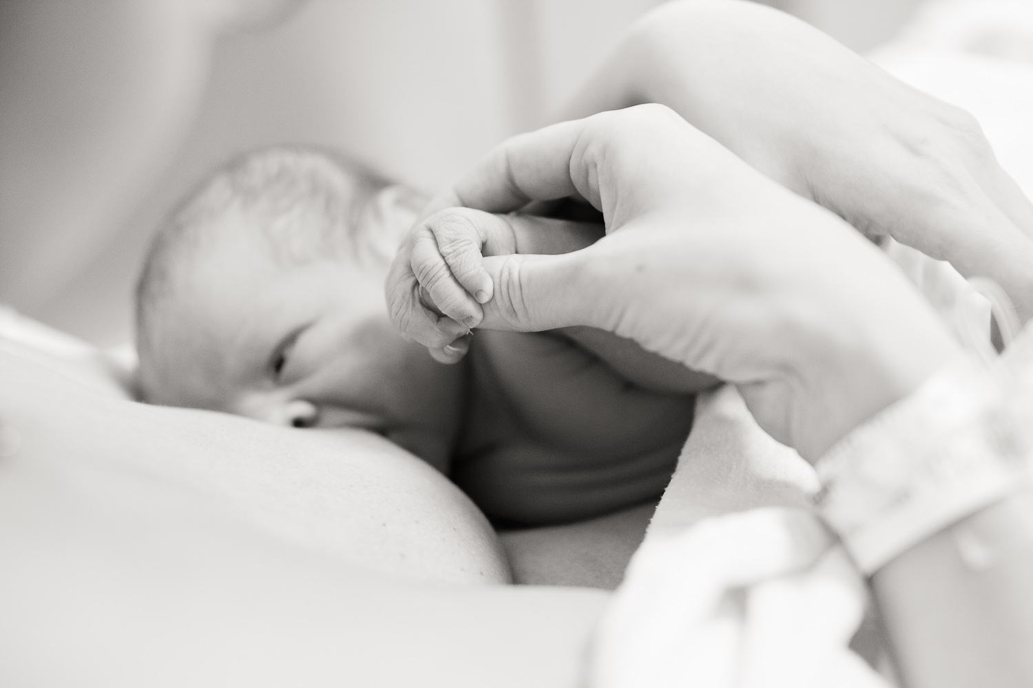 Winnipeg newborn photography osw 006